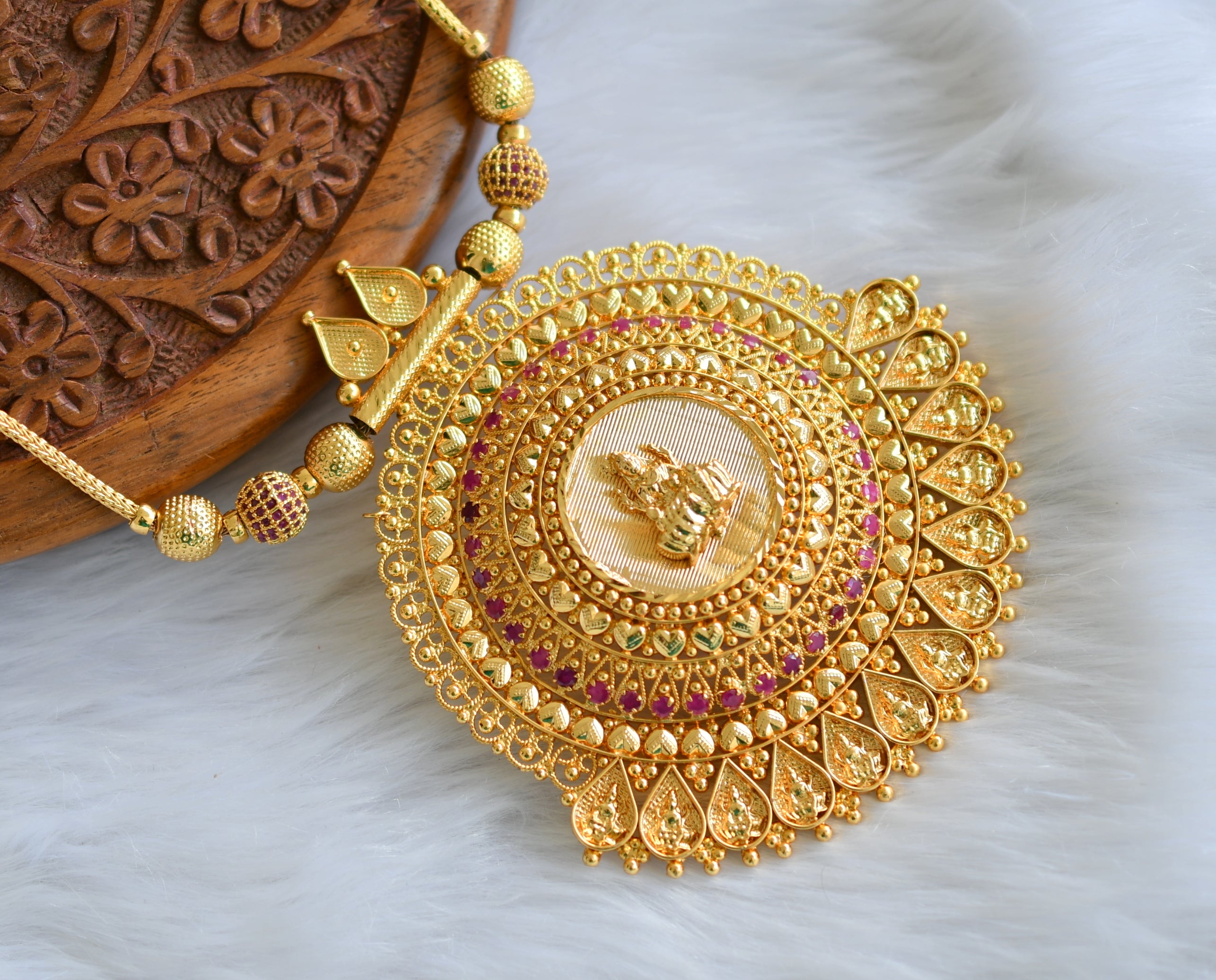 Buy Gold Tone Coin Necklace, Large Athina Coin Necklace, Big Gold Necklace,  Long Gold Color, Chain Necklace, Chunky Bulky Jewelry Online in India - Etsy